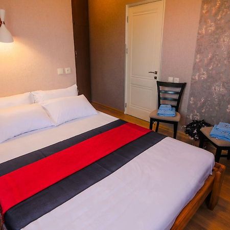 Luca Lili Hotel Сигнахи Екстериор снимка